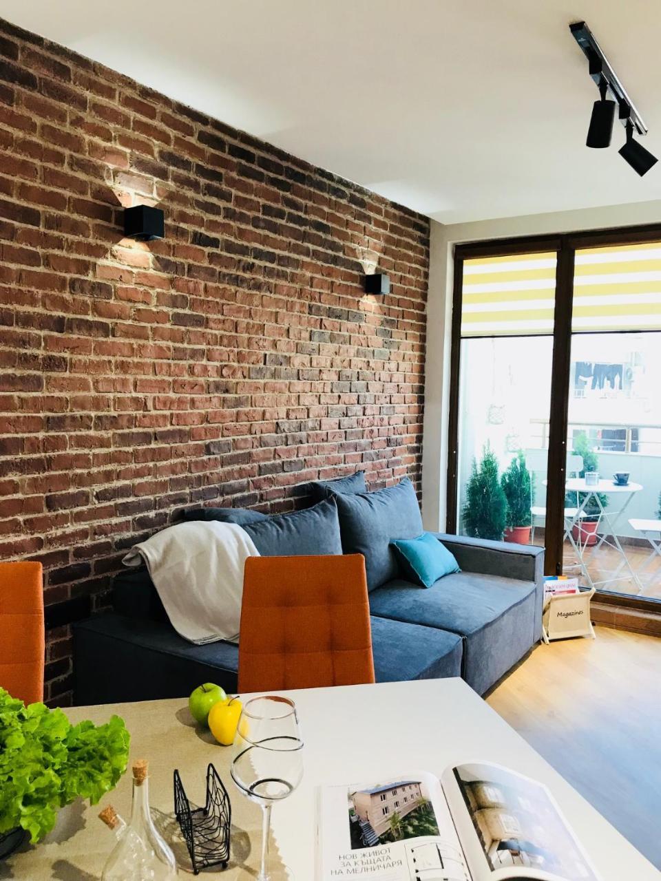 Bright, Comfortable And Cozy Apartment ブルガス エクステリア 写真